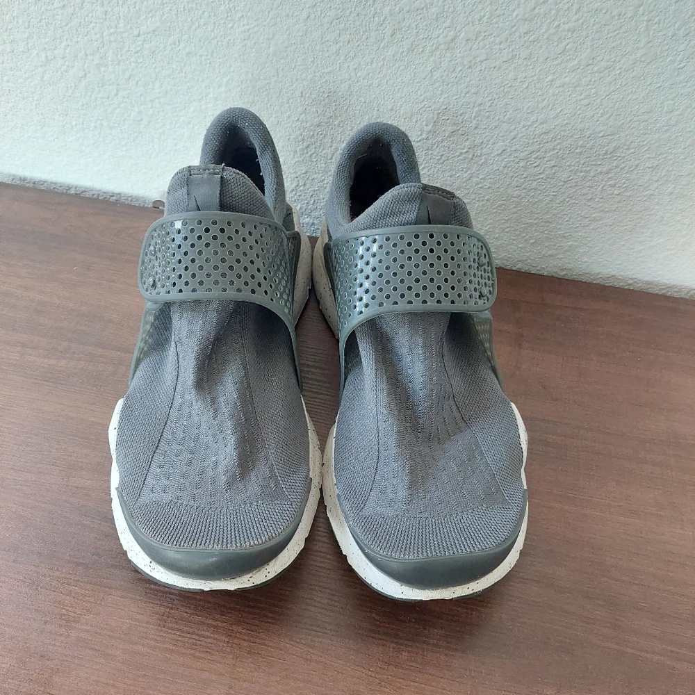 Nike Sock Dart‎ Wolf Grey Sneaker Size 11